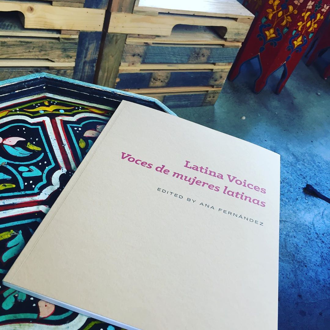 Latina Voices / Voces de mujeres latinas